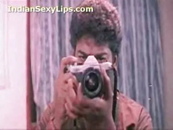 Indio anal yachaywasi sipaskunawan, kuraq runakunapaq pelicula.