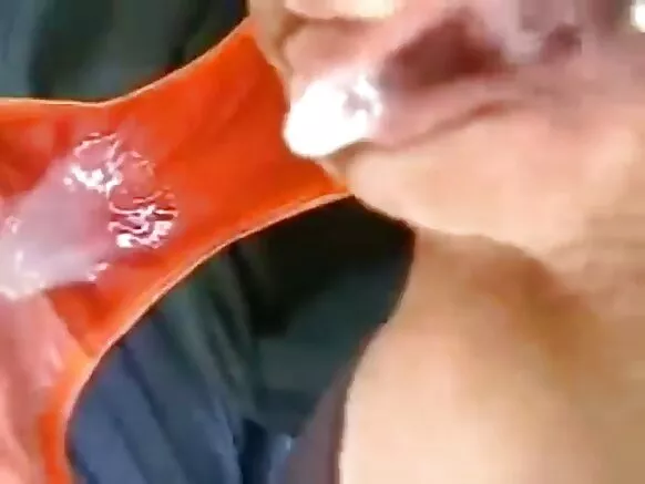 Pedo anal hatun pollawan espermatozoidewan bragas analpi.